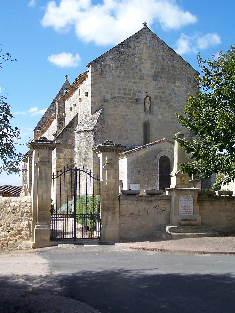 Castelviel Église Notre — Dame 02
