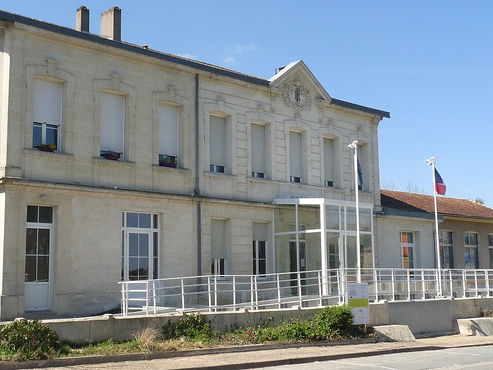 Lagorce33 mairie