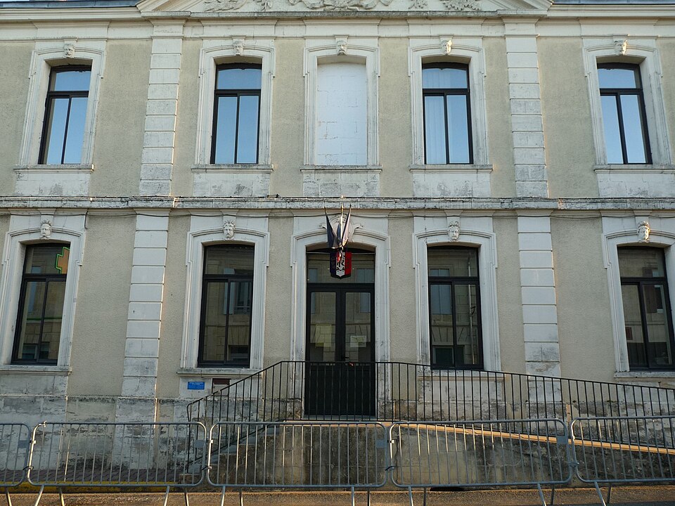 Laruscade mairie