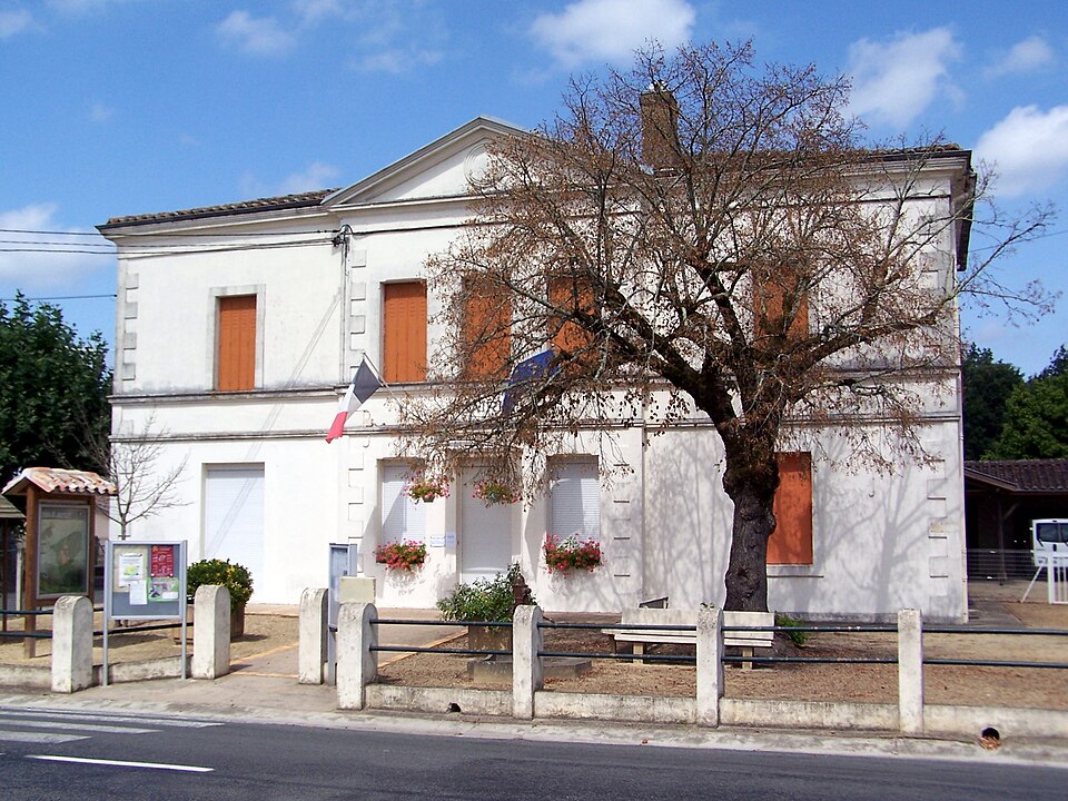 Lerm — et — Musset Mairie