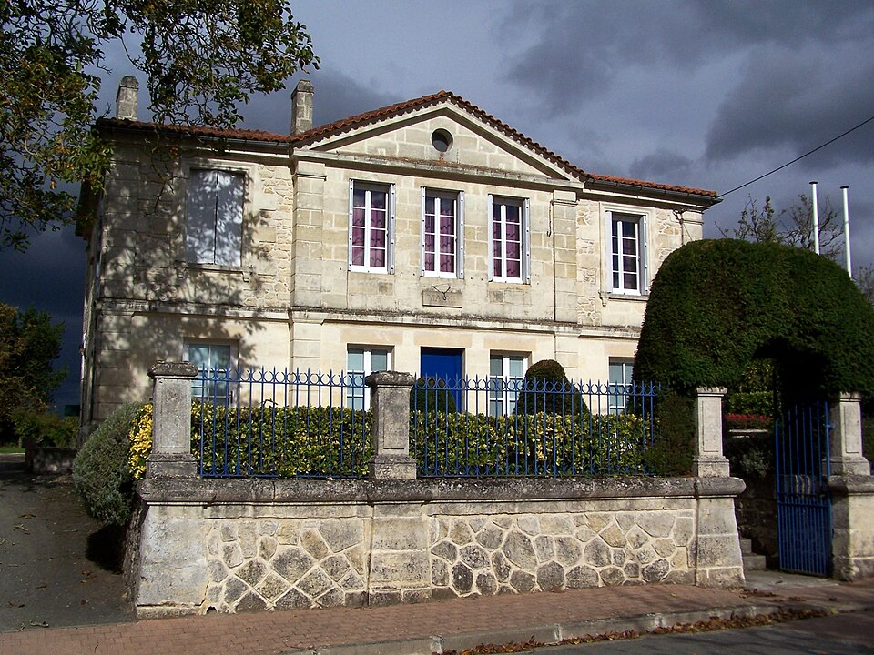 Lugasson Mairie
