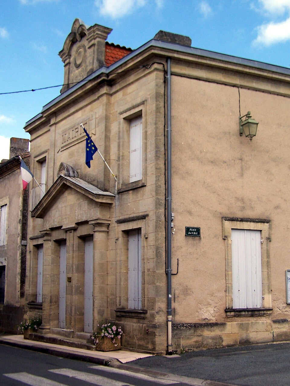 Pessac — sur — Dordogne Mairie