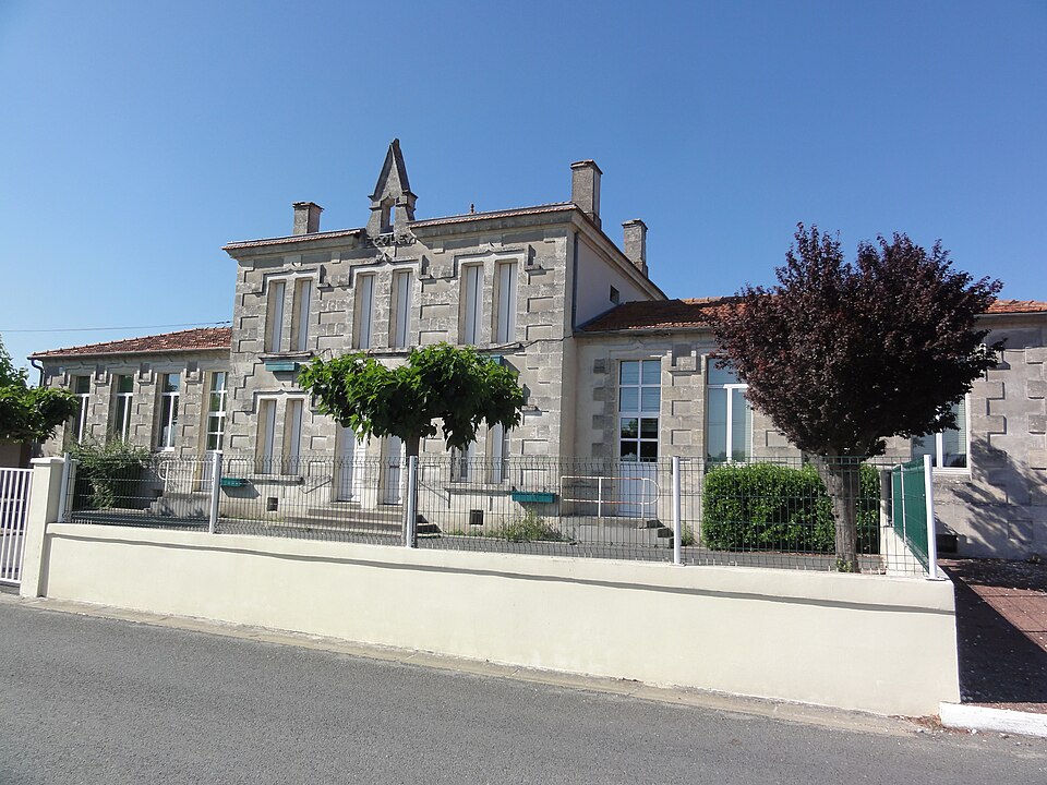 Saint — Genès — de — Blaye (Gironde) mairie