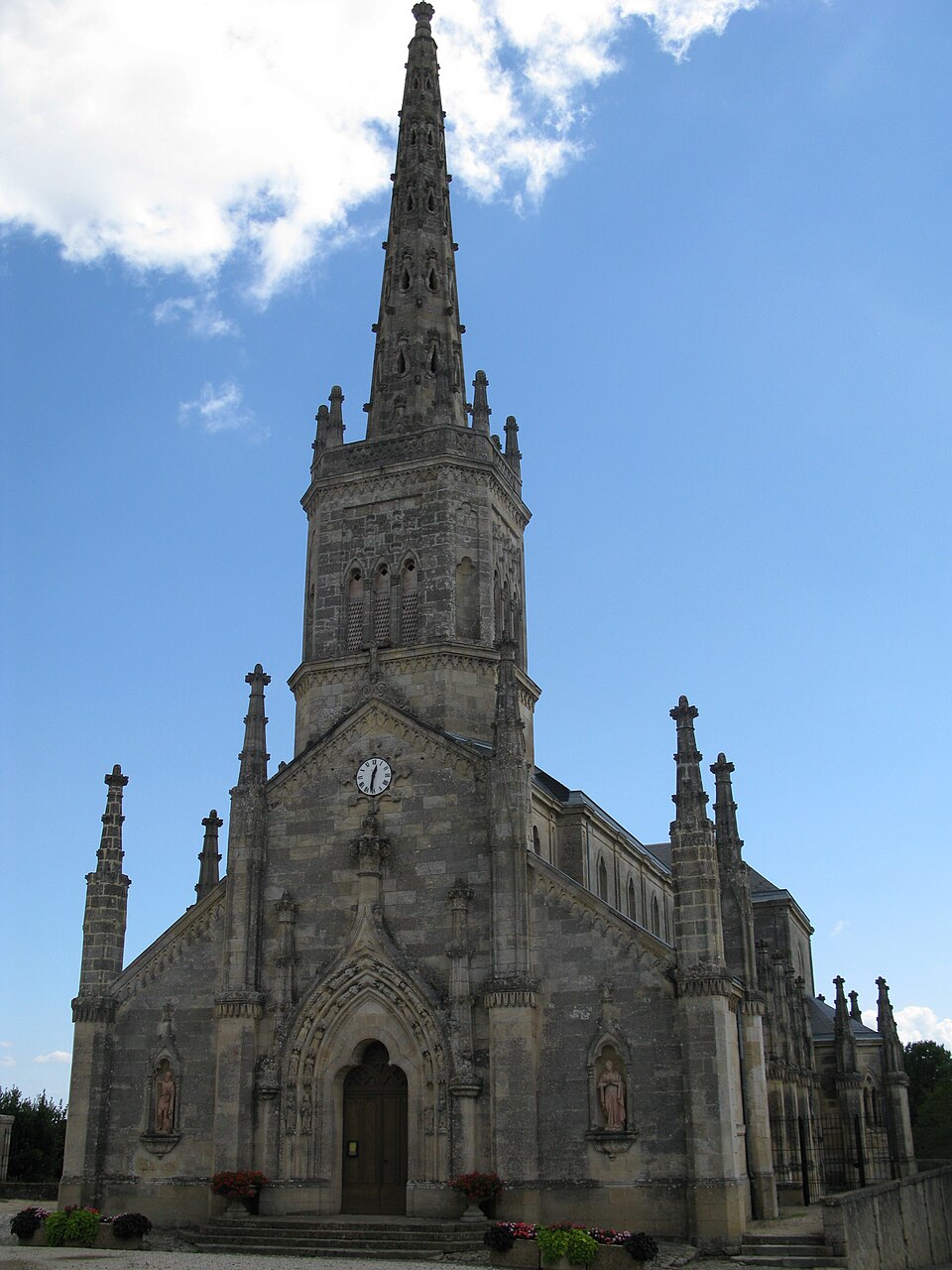 Église de Saint — Julien — Beychevelle