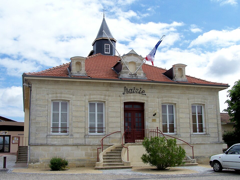 St Maixant 33 Mairie