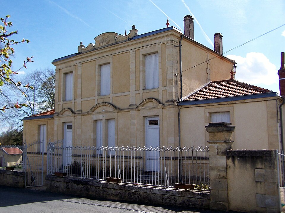 Saint — Pierre — de — Bat Mairie