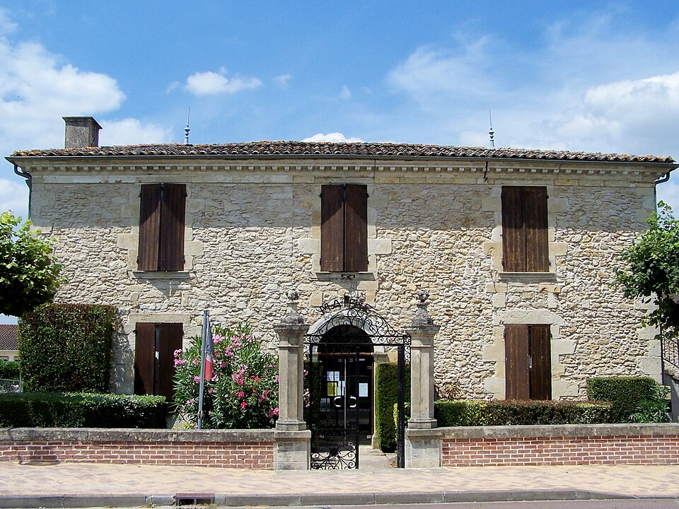 Saint — Pierre — de — Mons Mairie