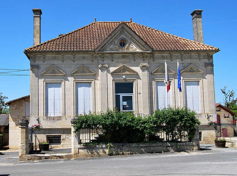 Saint — Quentin — de — Baron Mairie