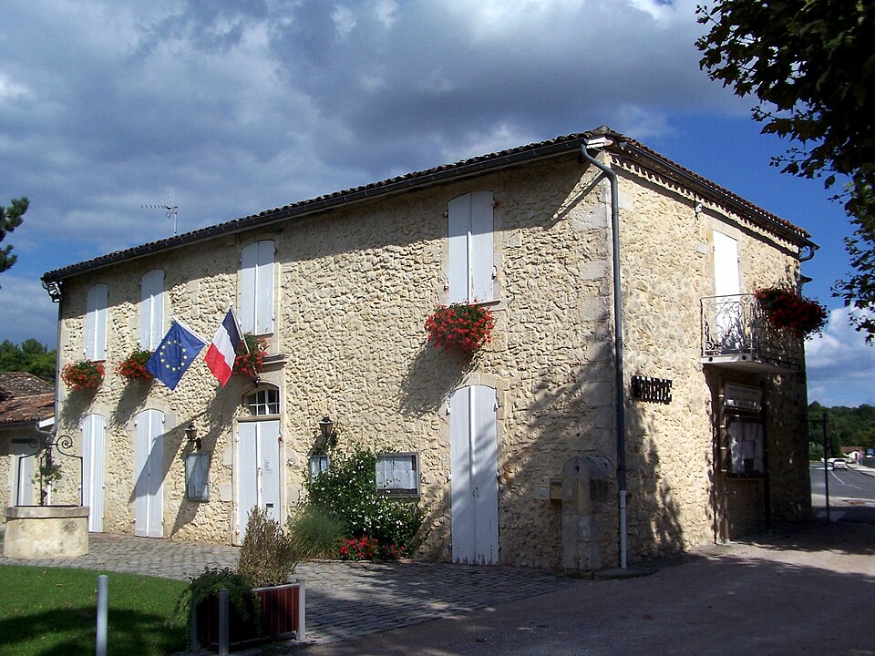 Saint — Selve Mairie