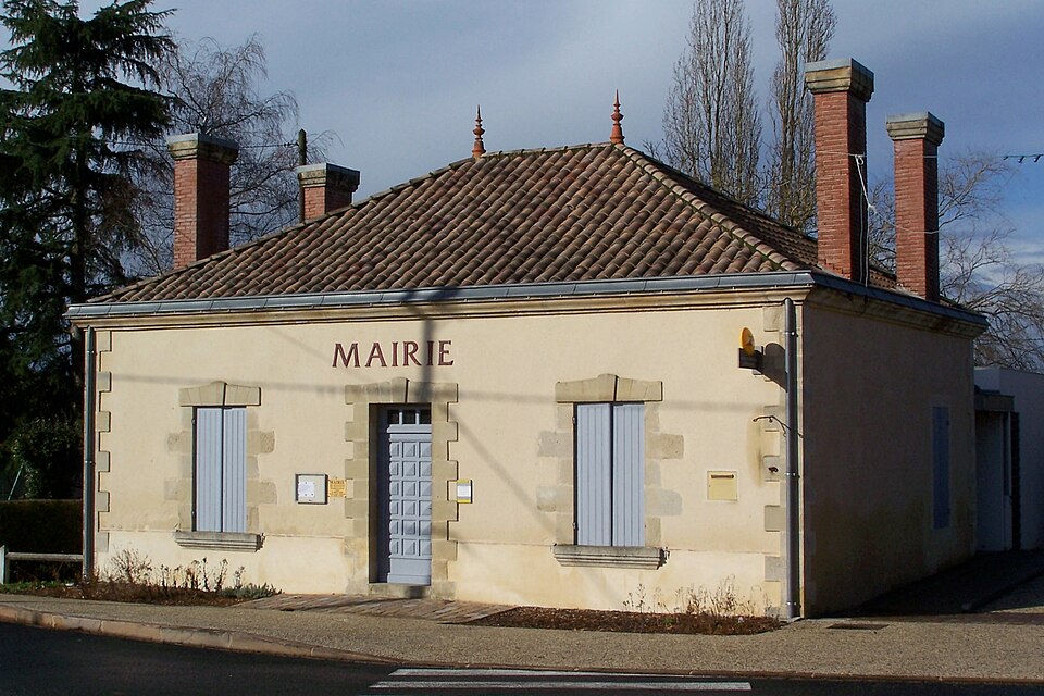 Sendets 33 Mairie