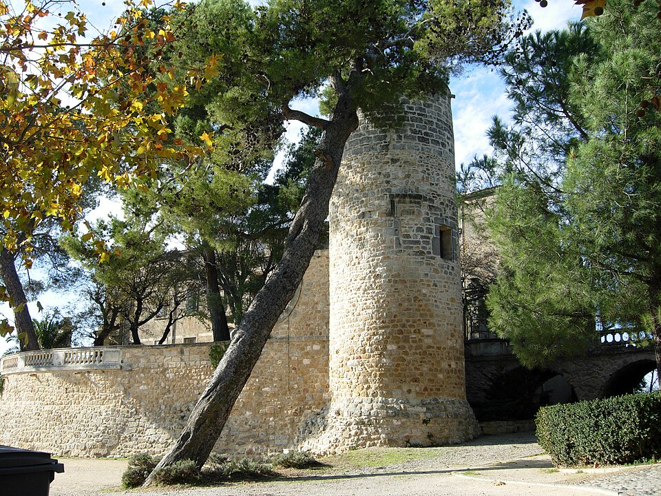 Popian mairie chateau