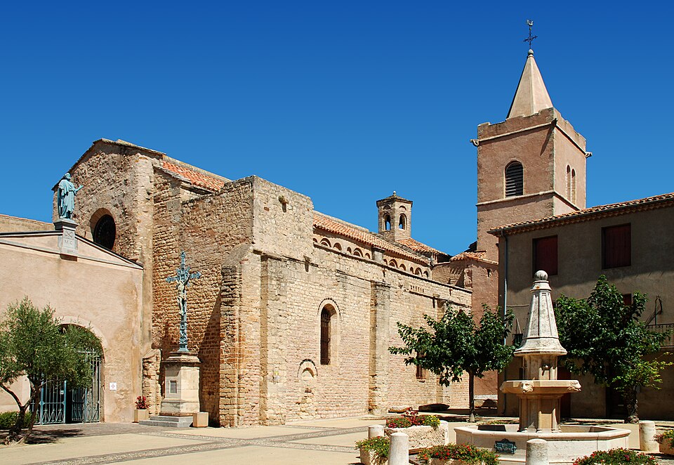 Eglise Sainte — Marie de Quarante — 01