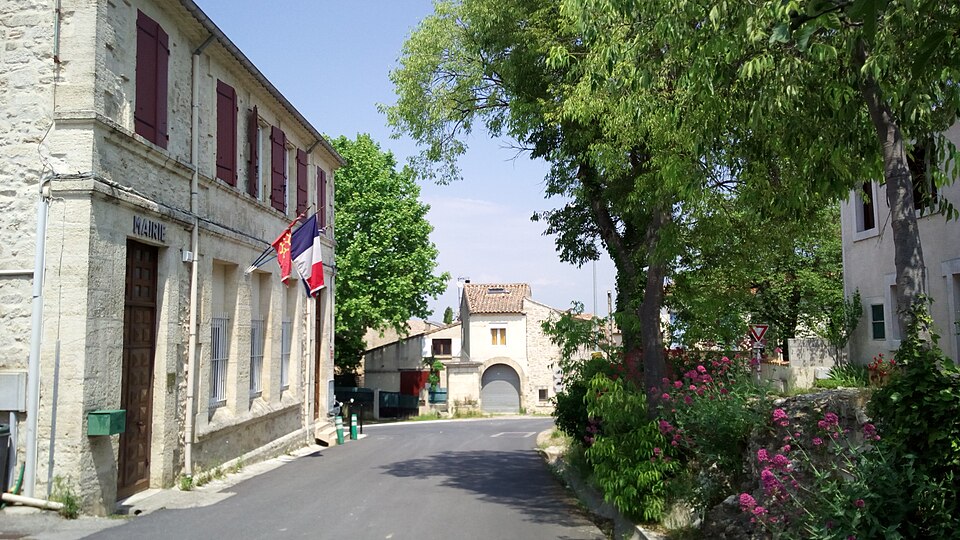 Saint — Jean — de — Cornies