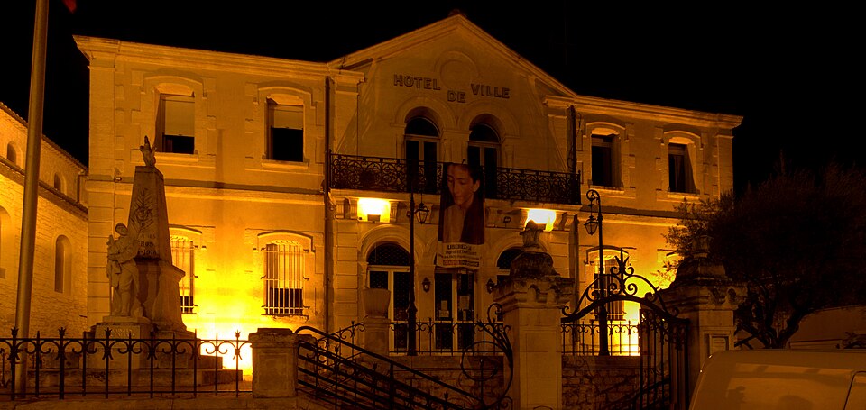 Mairie de Vendargues, de nuit