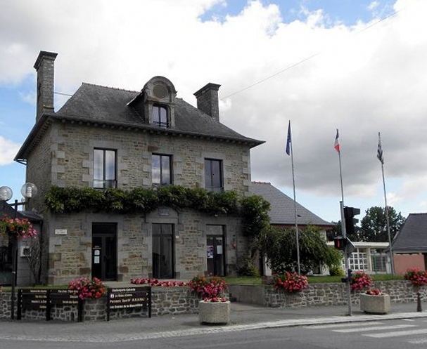 Baguer — Pican (35) Mairie