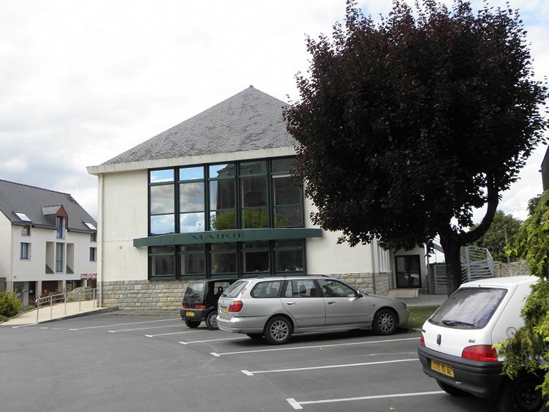 Bains — sur — Oust (35) Mairie