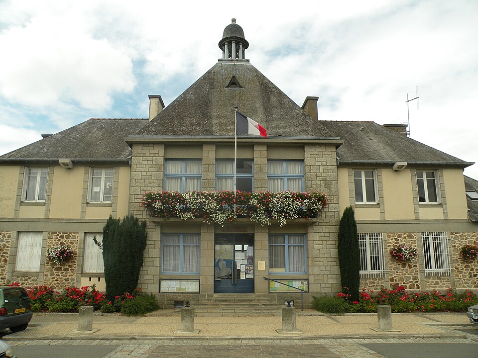 Bécherel mairie