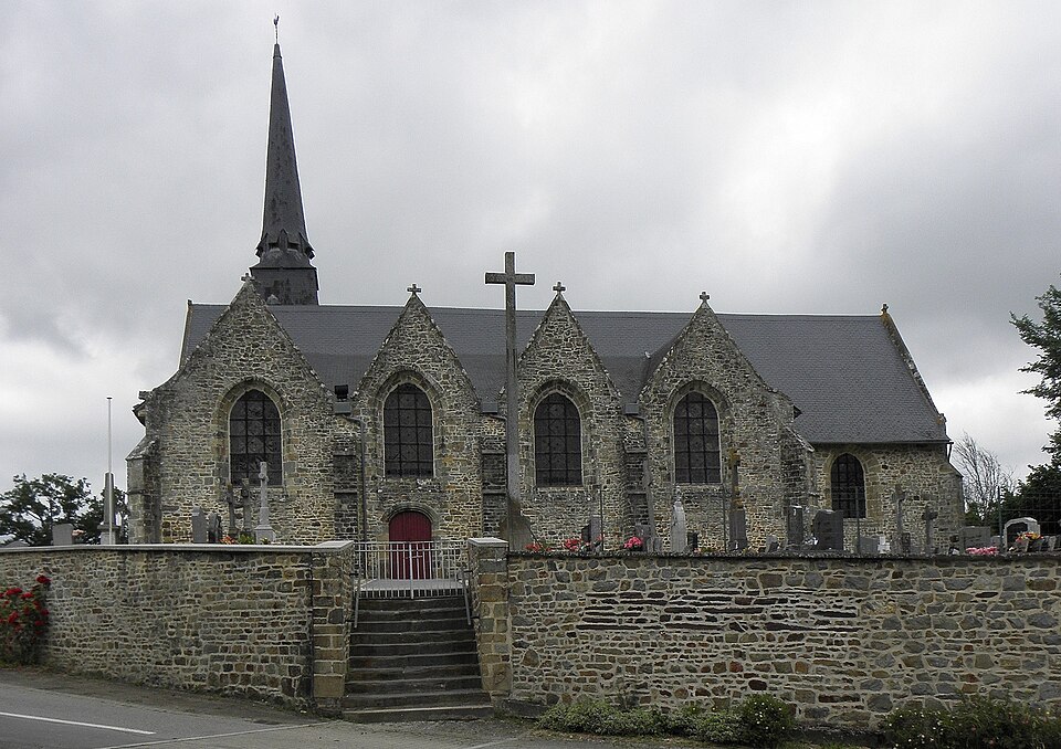 Drouges (35) Église 03