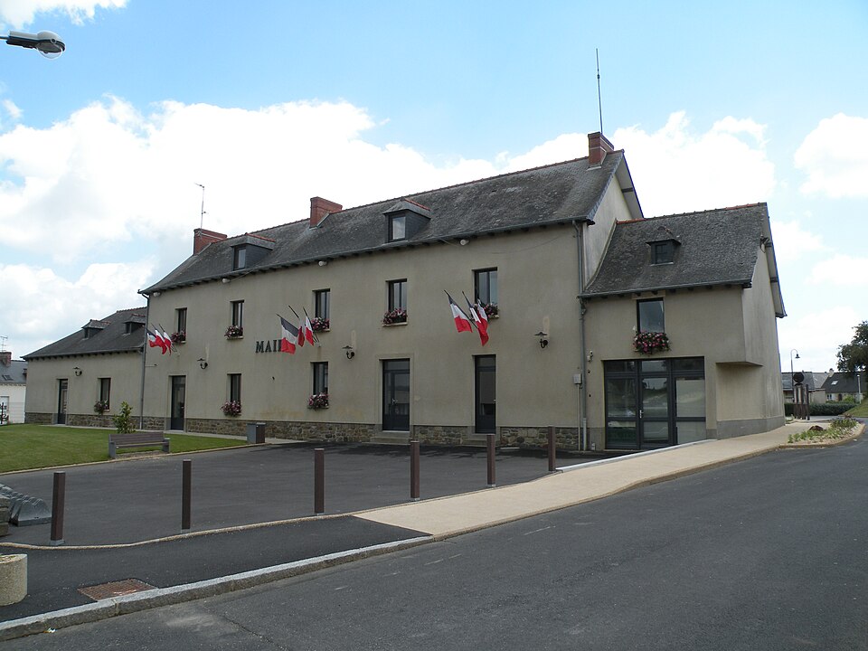 Gévezé mairie