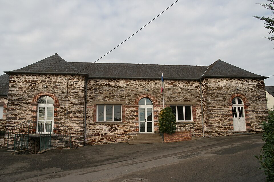 Loutehel — mairie 02