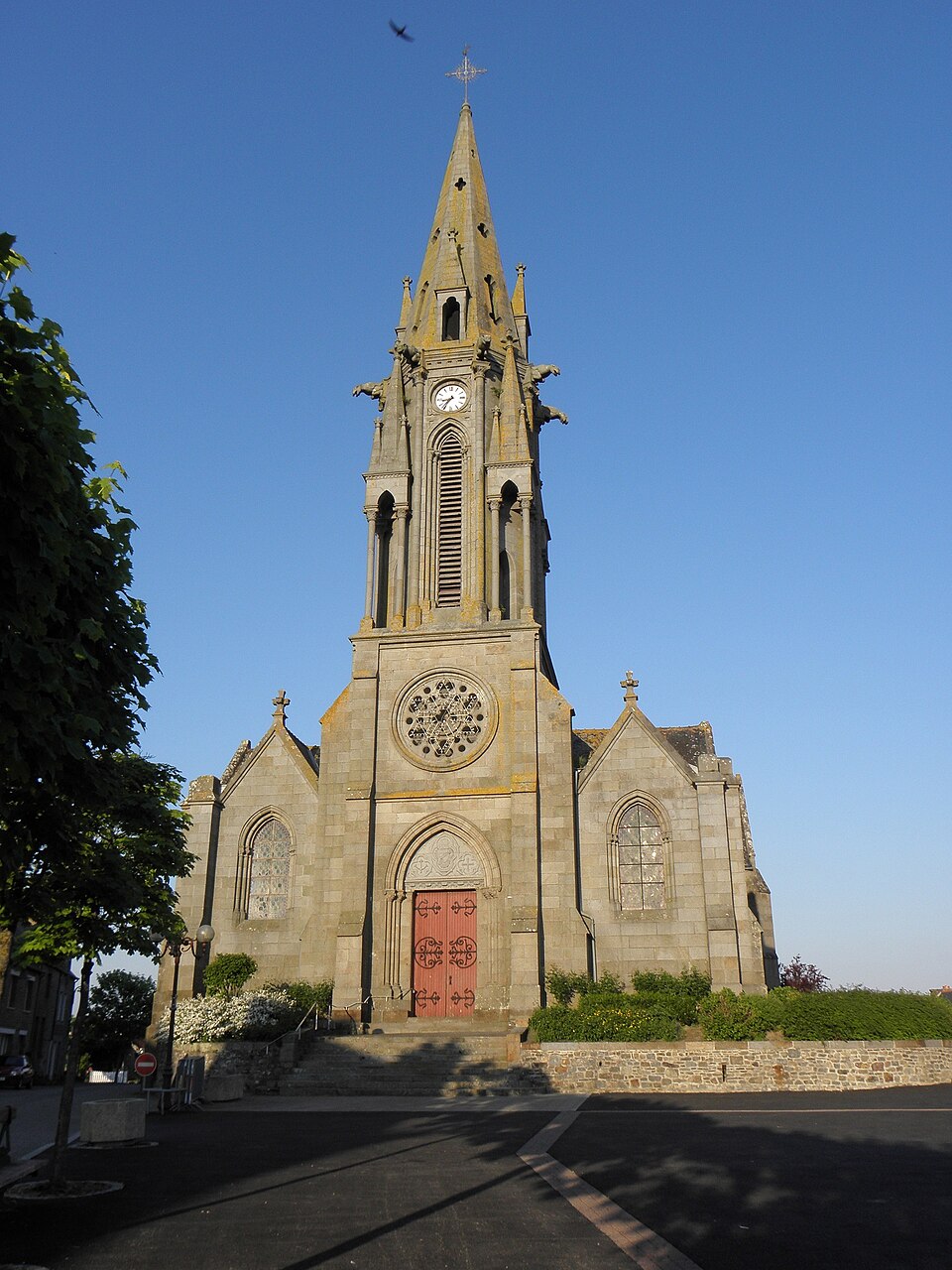 Meillac (35) Église Saint — Martin — Extérieur — 02