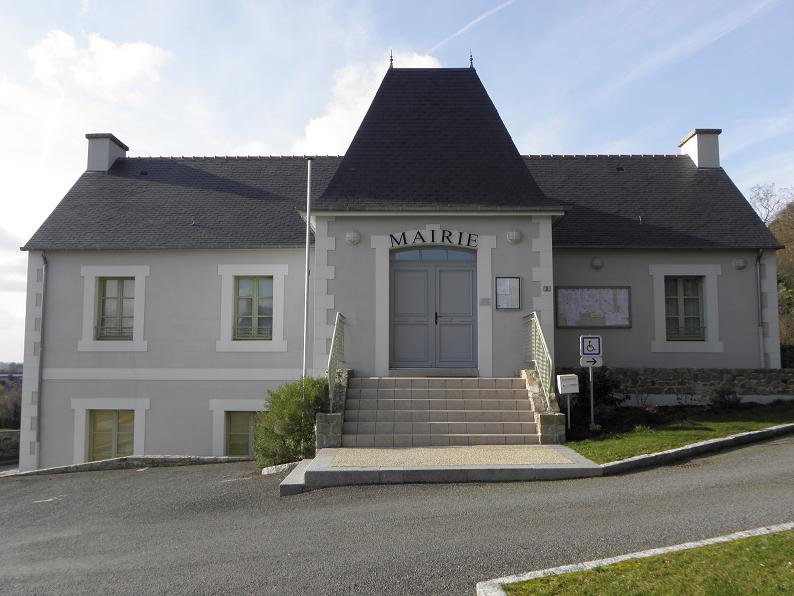 Mont — Dol (35) Mairie
