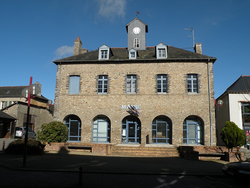 Saint — Germain — sur — Ille — mairie