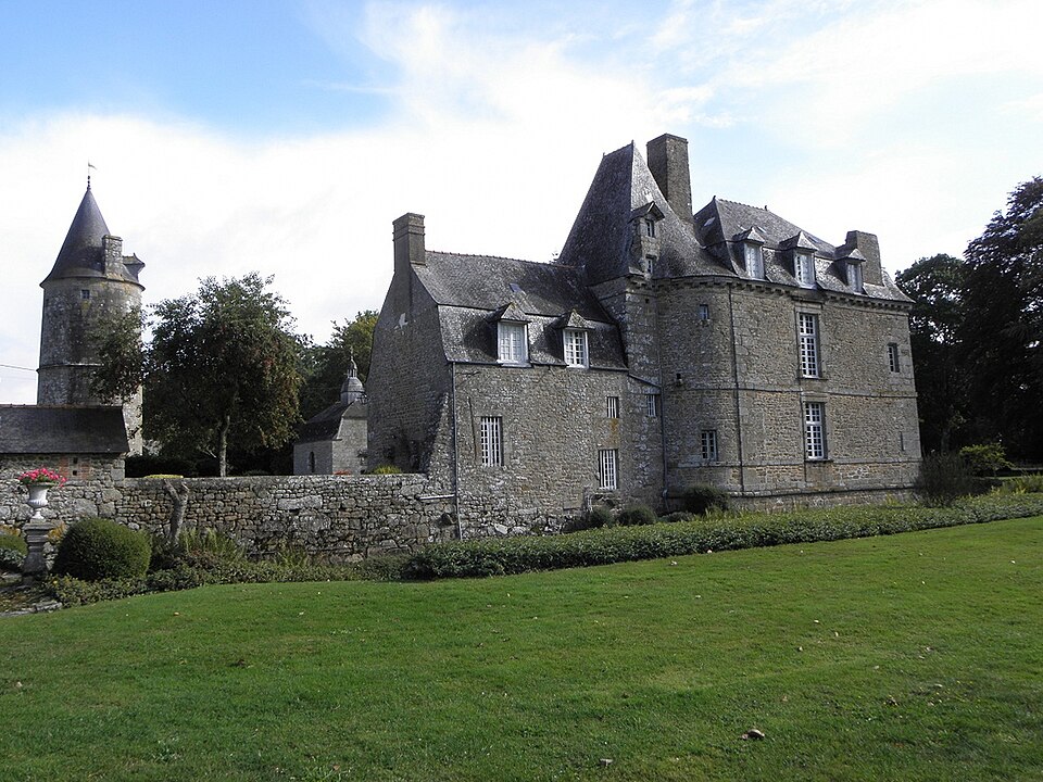 Saint — Hilaire — des — Landes (35) Château de La Haye 05