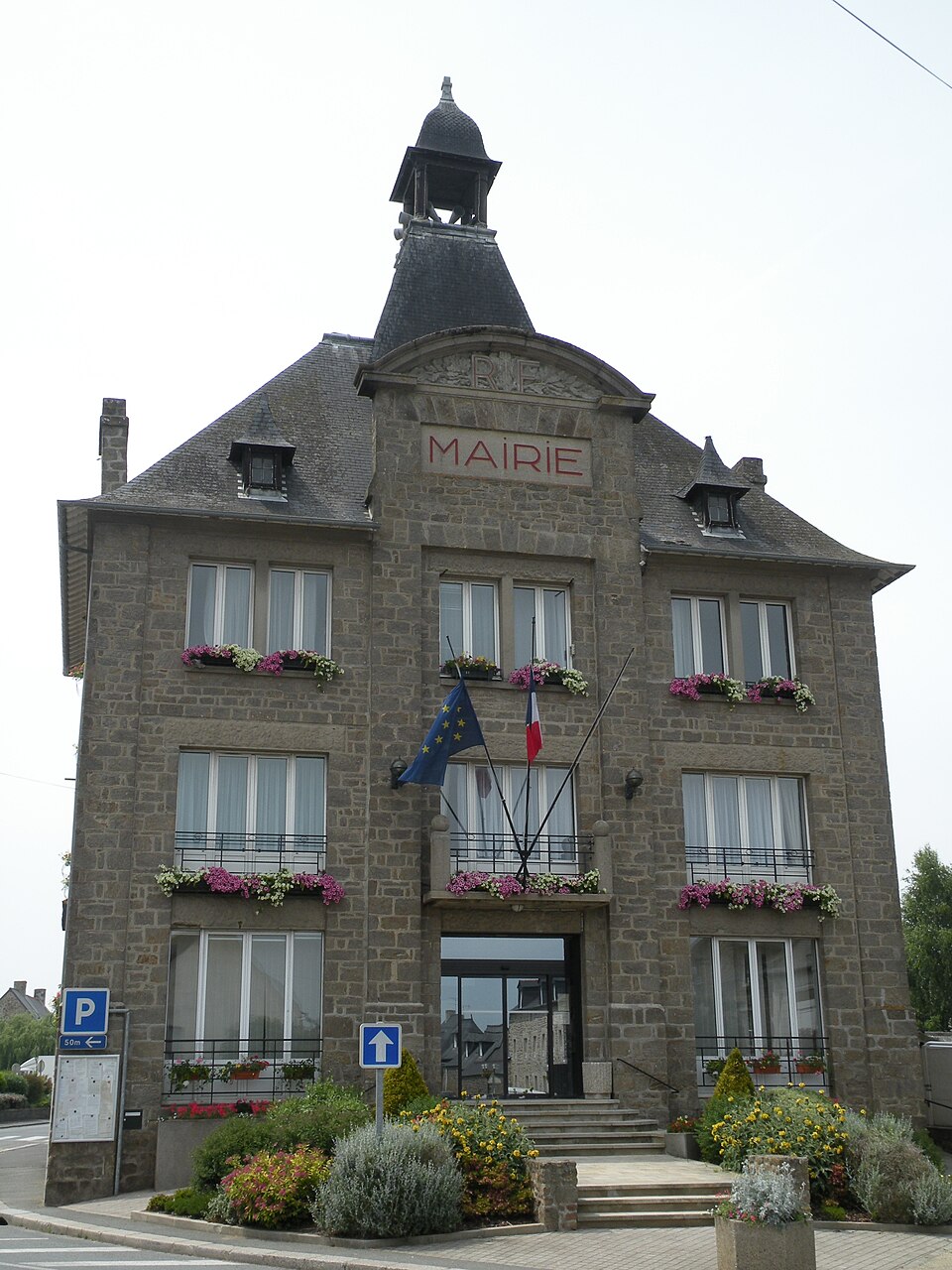 Saint — Méloir — des — Ondes mairie