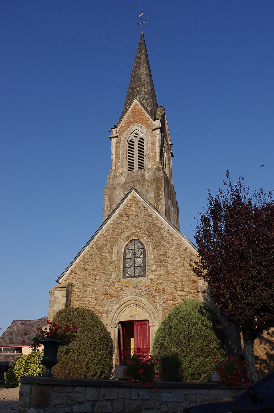 Eglise, St Uniac