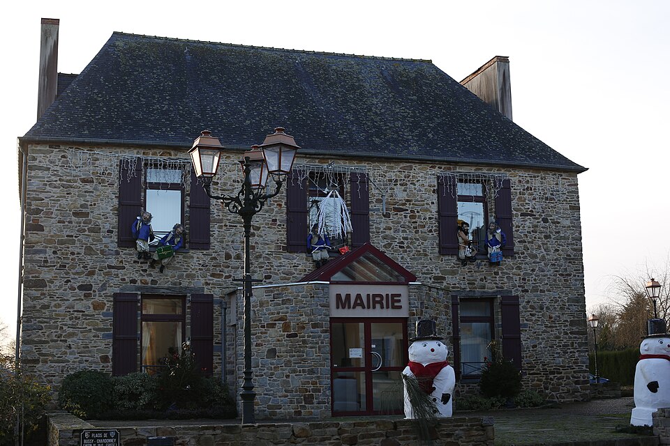 Teillay — Mairie 02