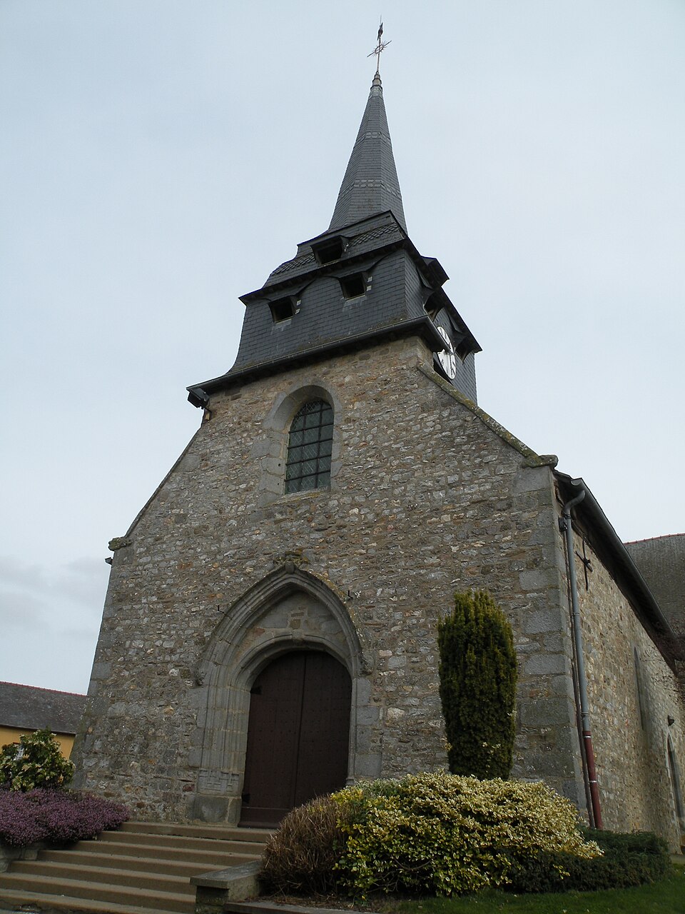 Vignoc église entrée