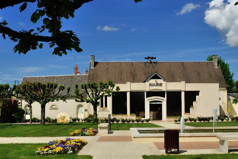 Ambrault — Mairie