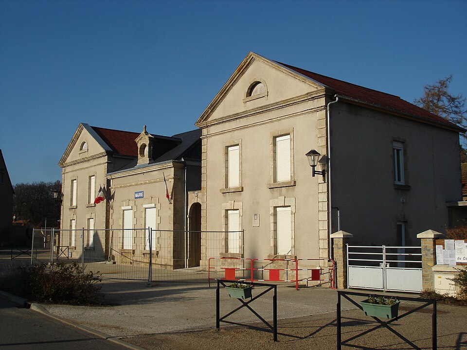 Briantes (36) — Mairie