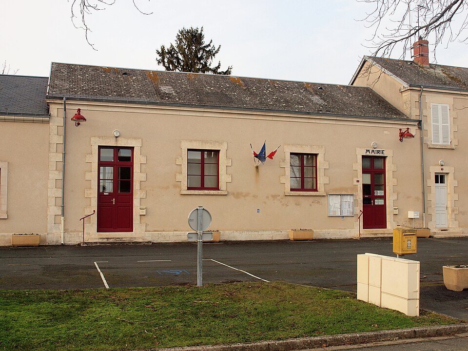 Brives — FR — 36 — mairie — 2