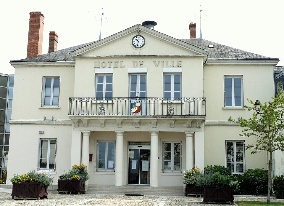 Châtillon — sur — Indre — Mairie