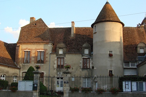 Cluis — Dessus Manoir — mairie