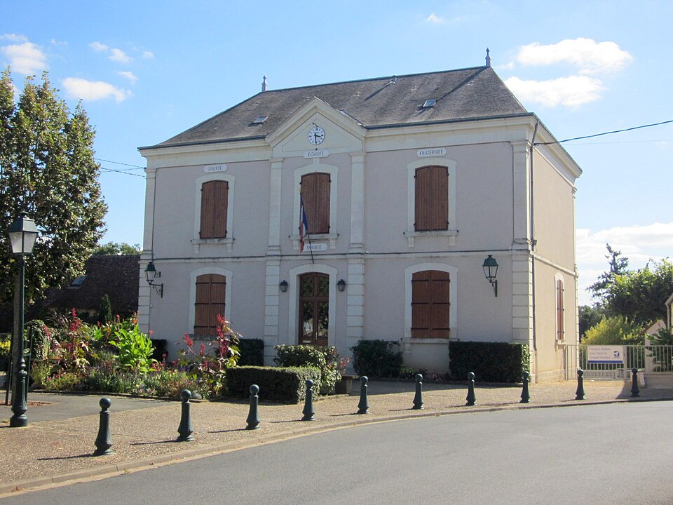 Mairie de Dun — le — Poëlier