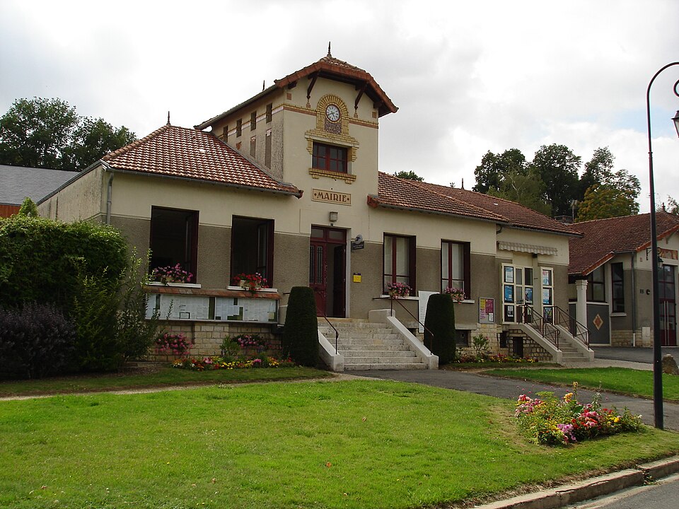 Lurais (36) — Mairie
