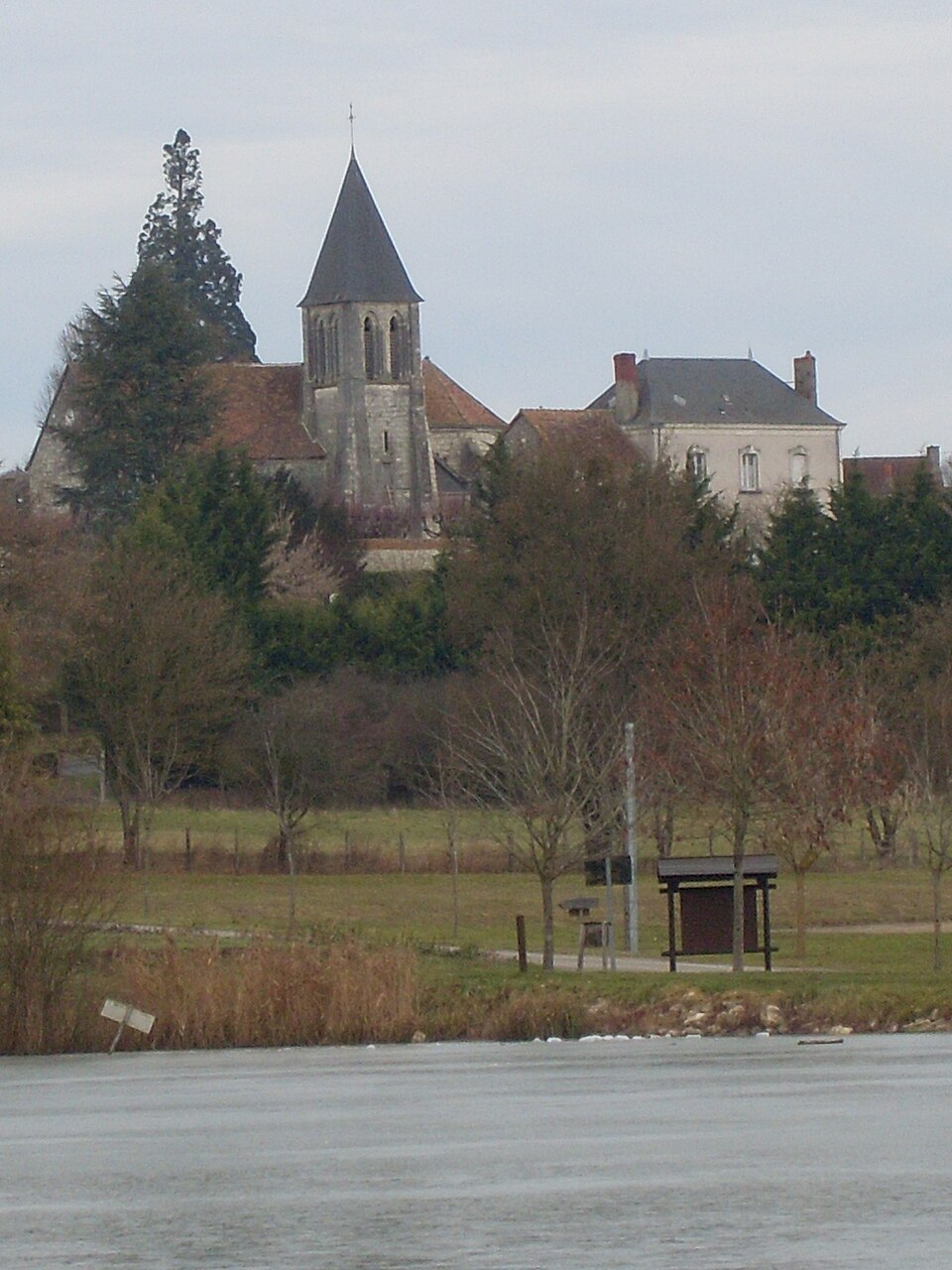 Pellevoisin — commune — France