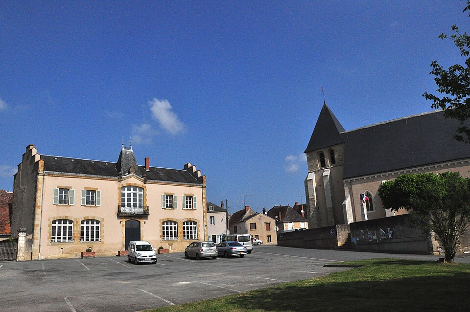Prissac (Indre) — Place du 8 mai