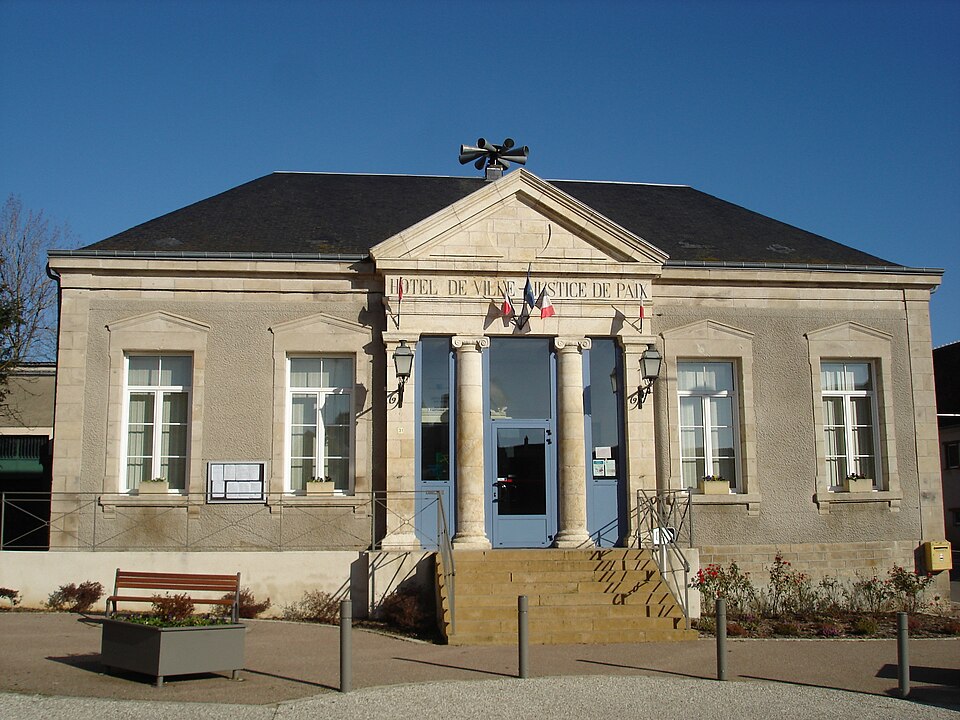 Sainte — Sévère — sur — Indre (36) — Mairie