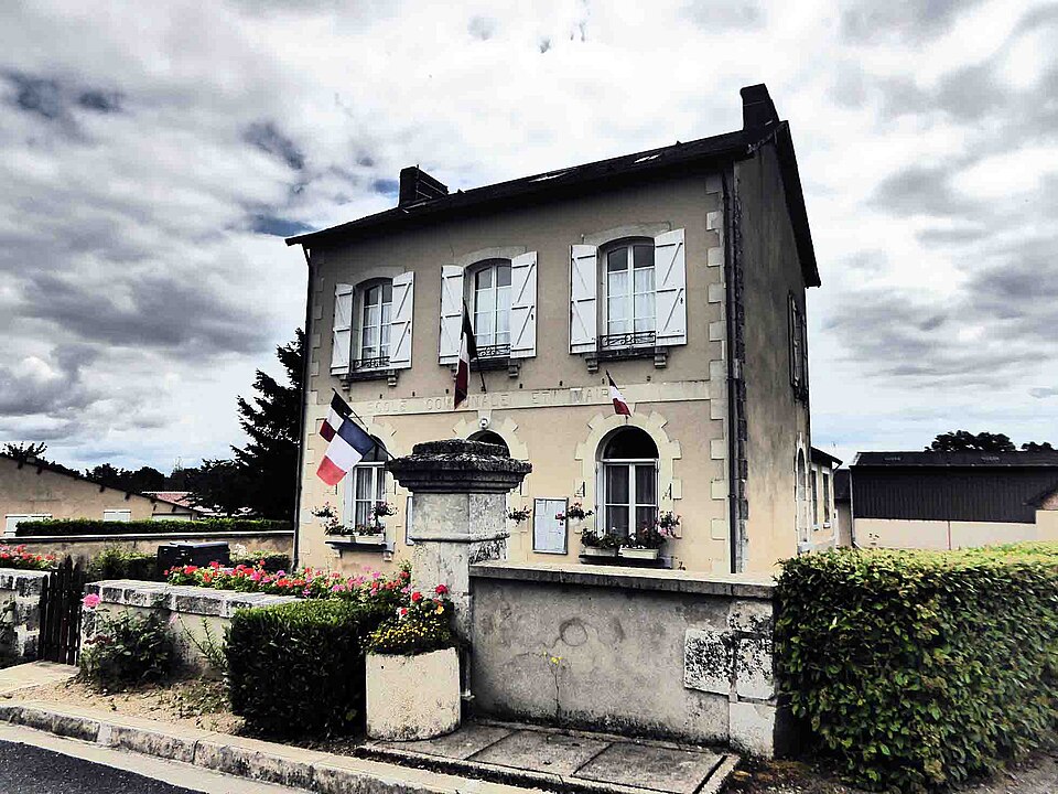 36 SAULNAY (1)