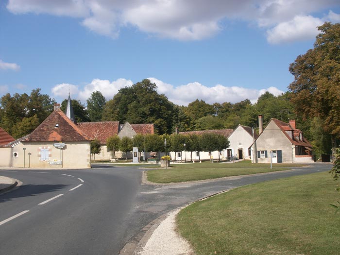 Centre — bourg — villegongis