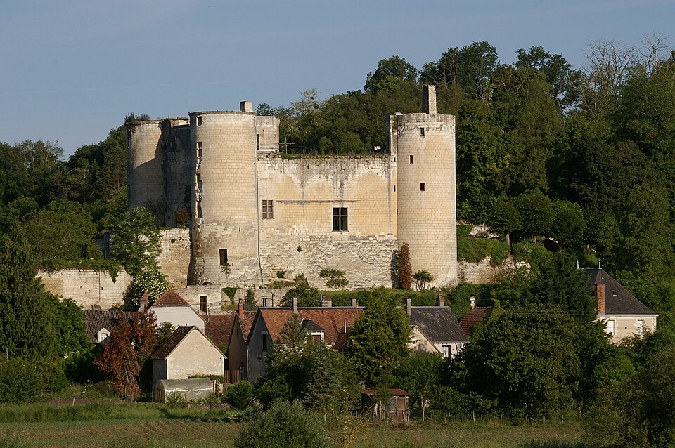 ChateauDeVillentrois01