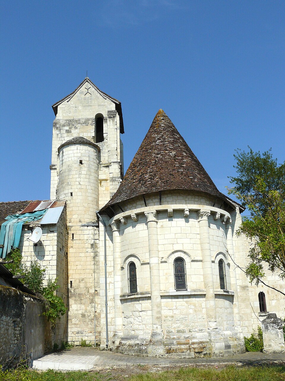 Chaumussay — eglise — st — medard
