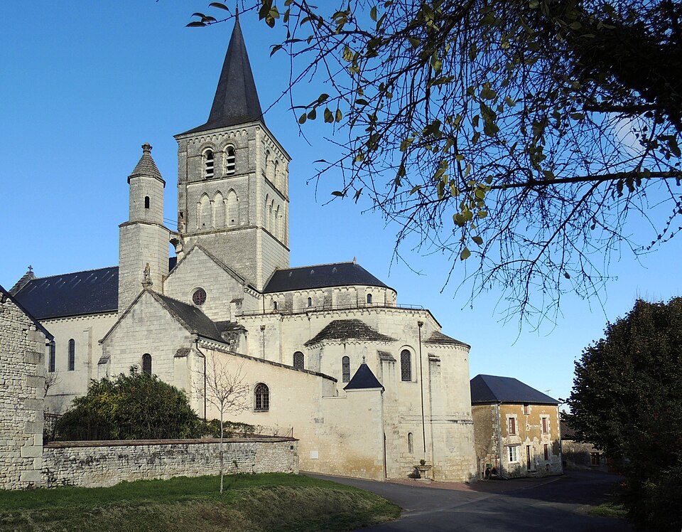 Collégiale Saint — Georges
