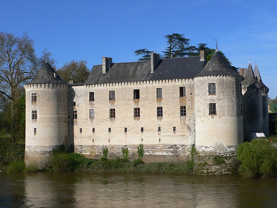 Château de la Guerche — April 2008