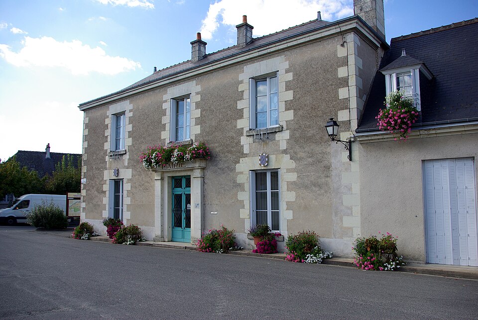 Mairie de Lignières — de — Touraine