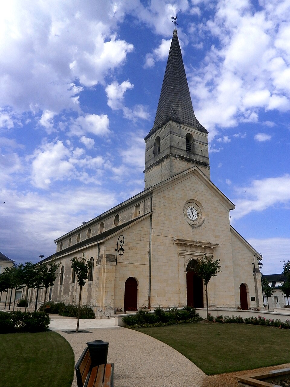 Saint — Nicolas — de — Bourgueil église